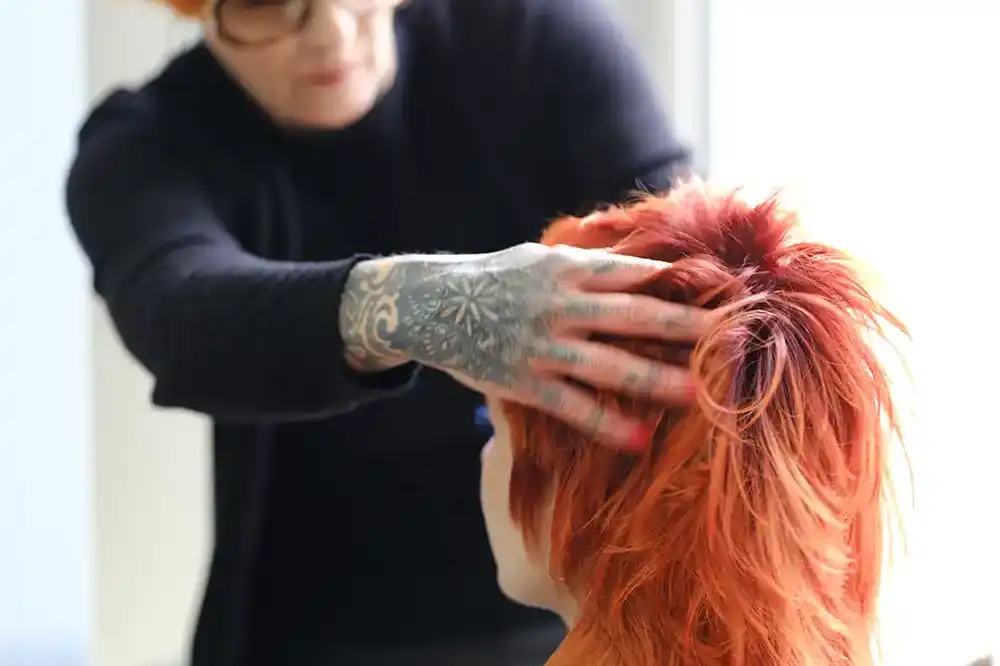 Damen friseur